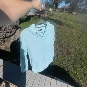 Women’s Medium Gap Green Half Button Up